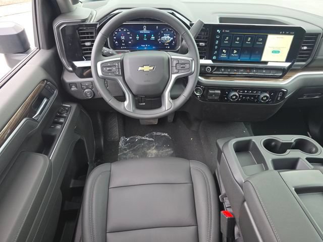 New 2026 Chevrolet Silverado 2500 LT w/ All Star Edition AWD/4WD image 4
