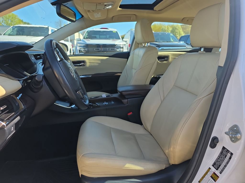 Used 2015 Toyota Avalon XLE Premium FWD image 23