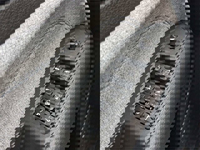 New 2025 Jeep Compass Sport image 22