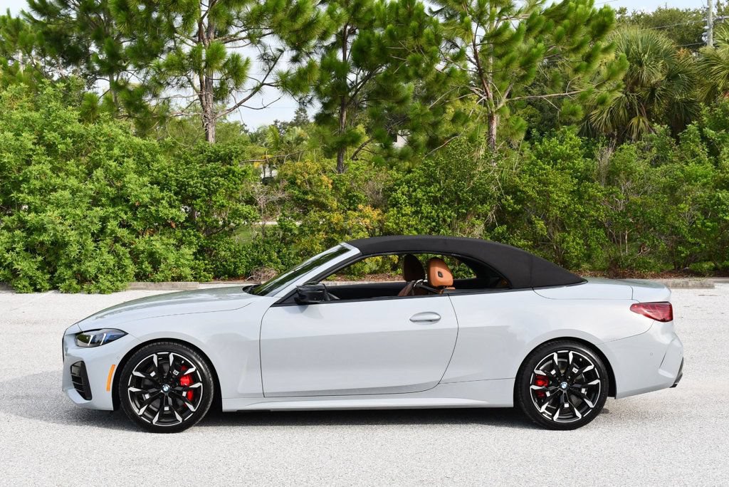 Used 2026 BMW M440i Convertible w/ Premium Package RWD image 38
