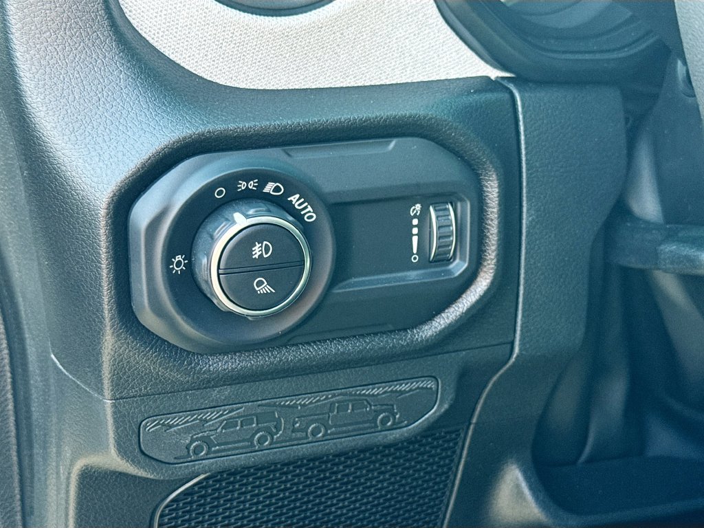 New 2025 Jeep Gladiator Sport AWD/4WD image 10