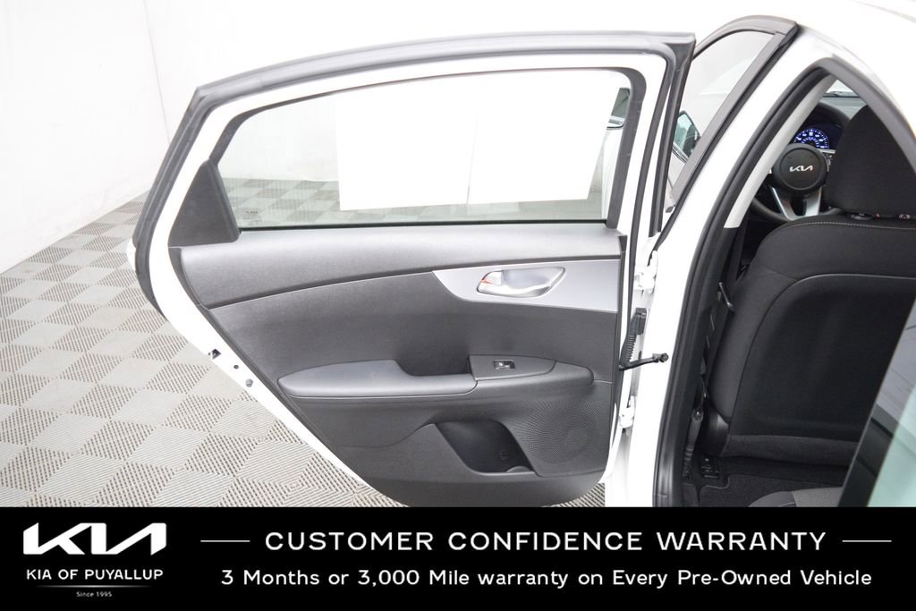 Used 2023 Kia Forte LXS w/ LXS Technology Package image 11