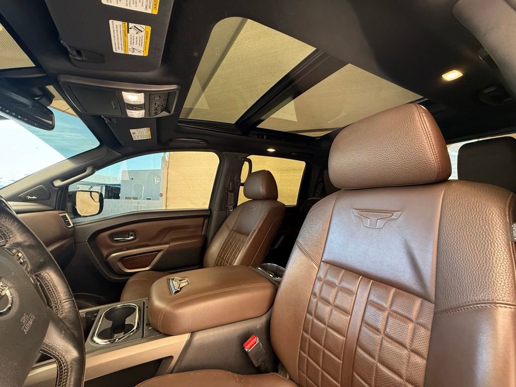 Used 2021 Nissan Titan Platinum Reserve w/ Moonroof Package AWD/4WD image 18