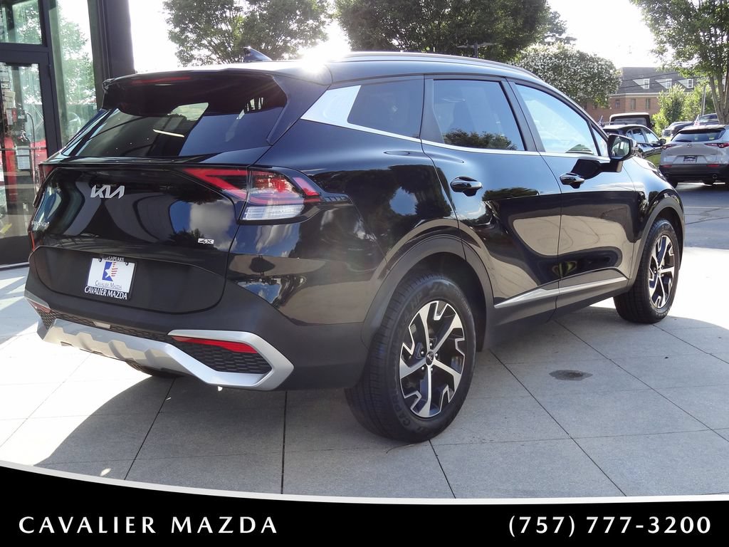Used 2025 Kia Sportage EX AWD/4WD image 4