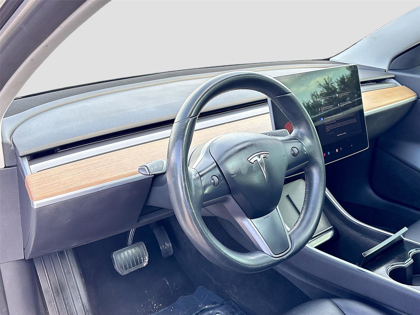 Used 2018 Tesla Model 3 Long Range RWD image 9