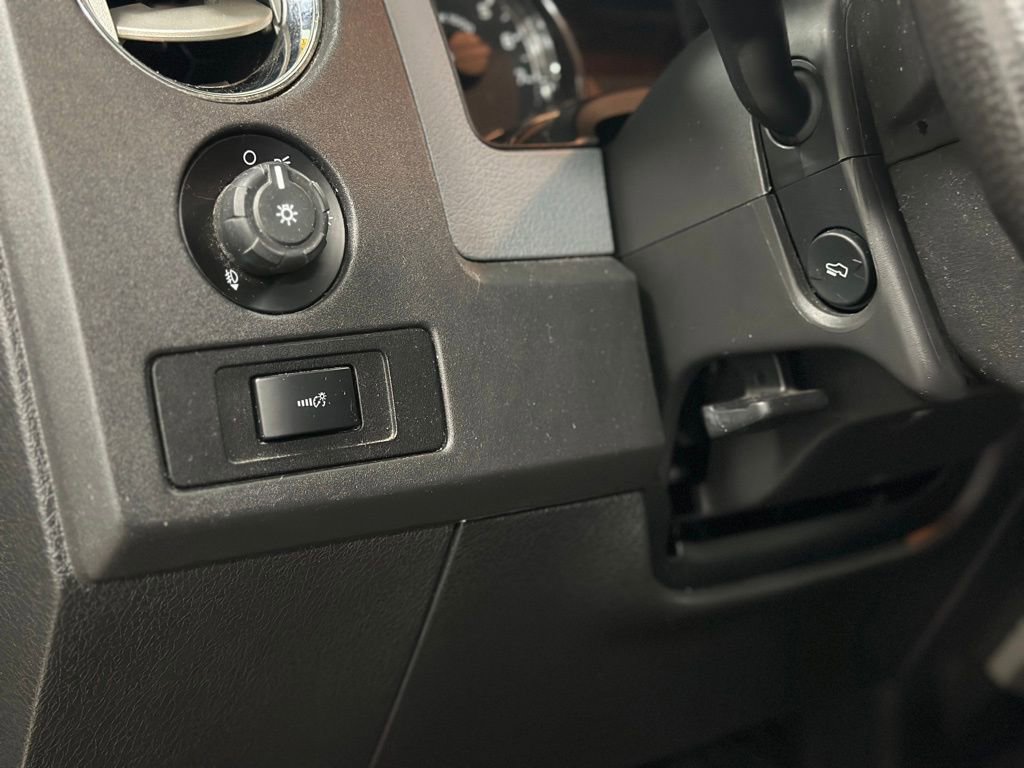 Used 2014 Ford F150 XLT w/ XLT Chrome Package image 16
