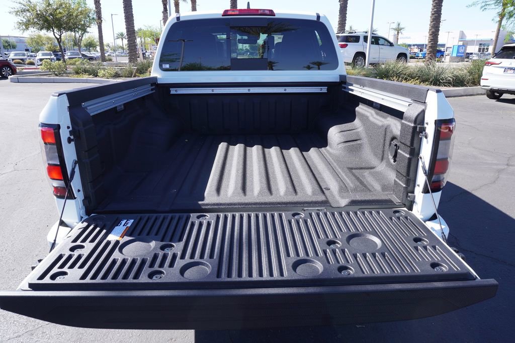 New 2026 Nissan Frontier PRO-4X w/ Pro Premium Package AWD/4WD image 9