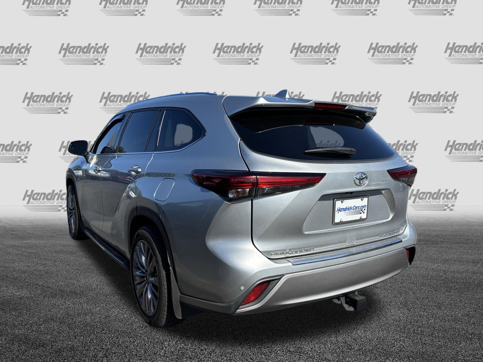 Used 2022 Toyota Highlander Platinum AWD/4WD image 8