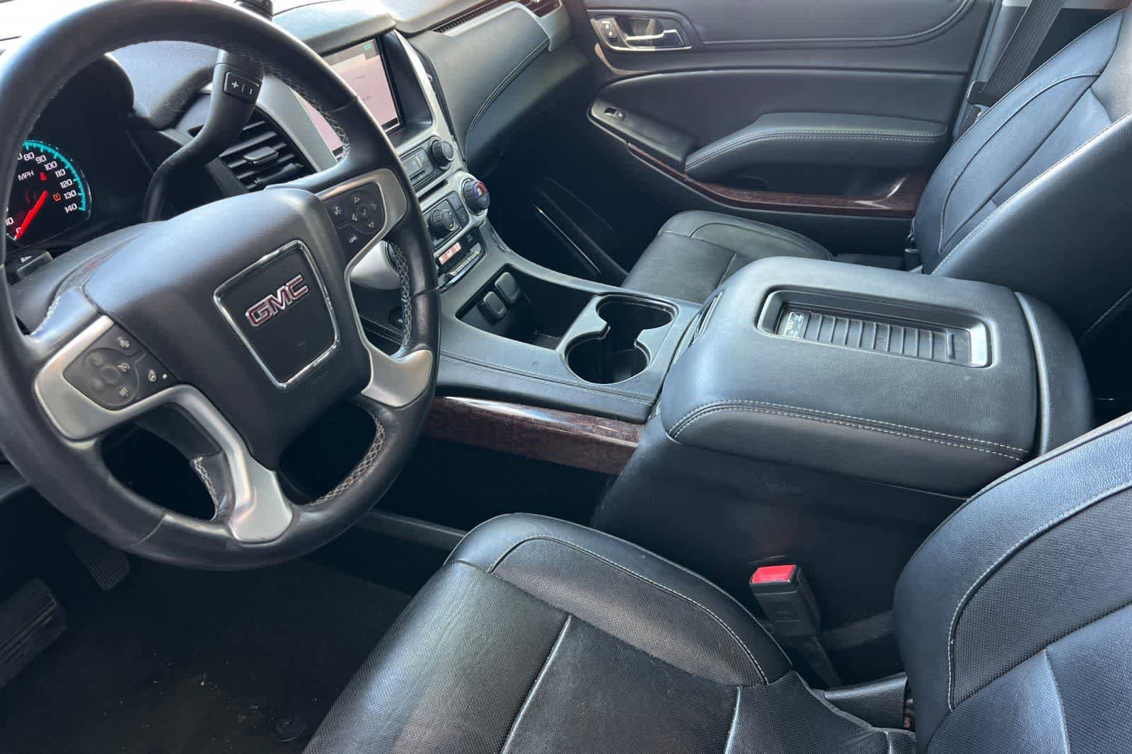 Used 2017 GMC Yukon XL SLT RWD image 14