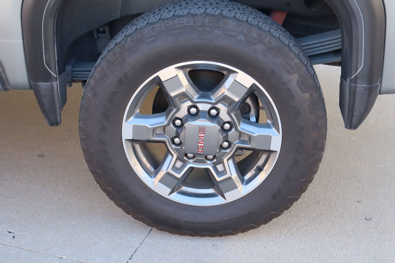 Used 2025 GMC Sierra 2500 SLT w/ Texas SLT Premium Package AWD/4WD image 29
