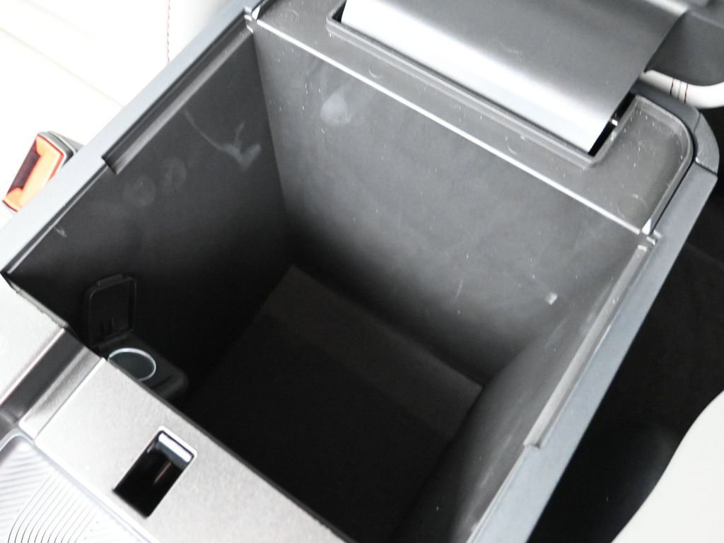 New 2026 Ford Explorer Active w/ Active Comfort Package image 25