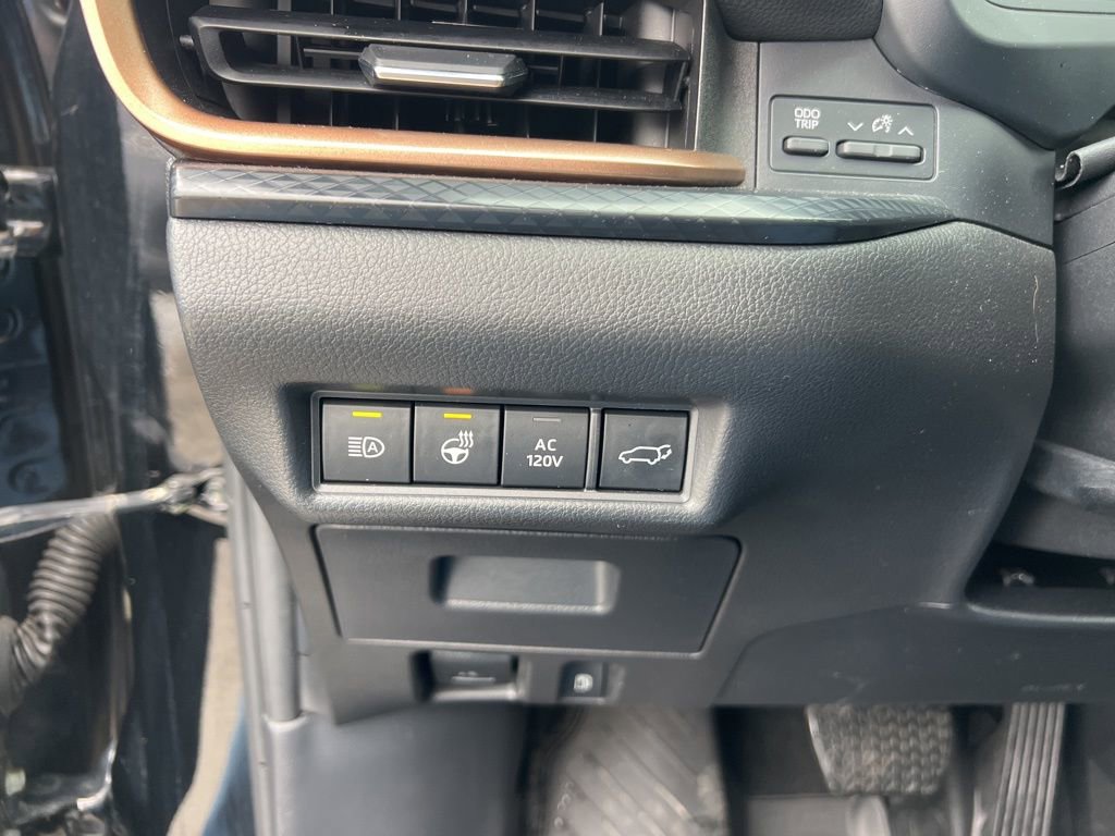 Used 2024 Toyota Grand Highlander MAX Platinum image 17