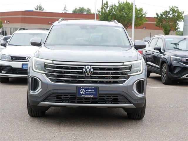 Certified 2025 Volkswagen Atlas SE image 2