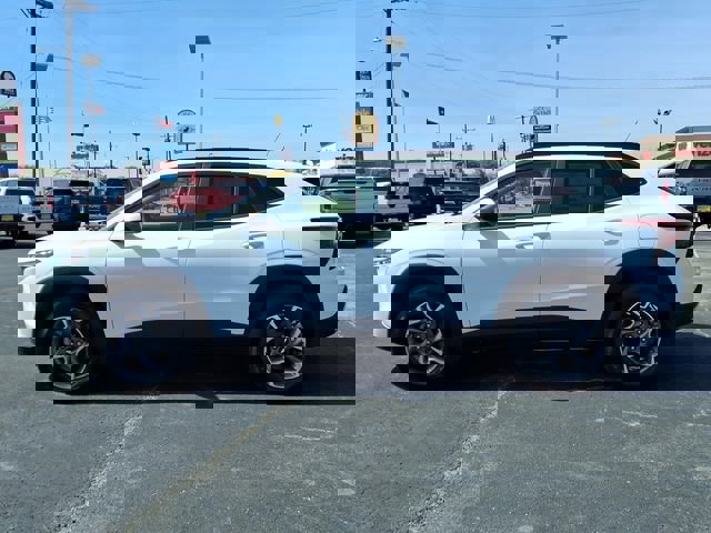 New 2026 Chevrolet Trax LT image 8