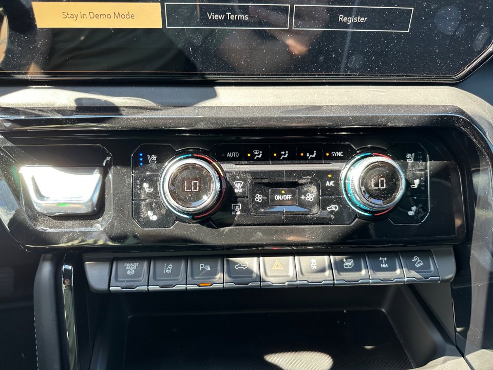 New 2026 GMC Sierra 2500 AT4X image 18