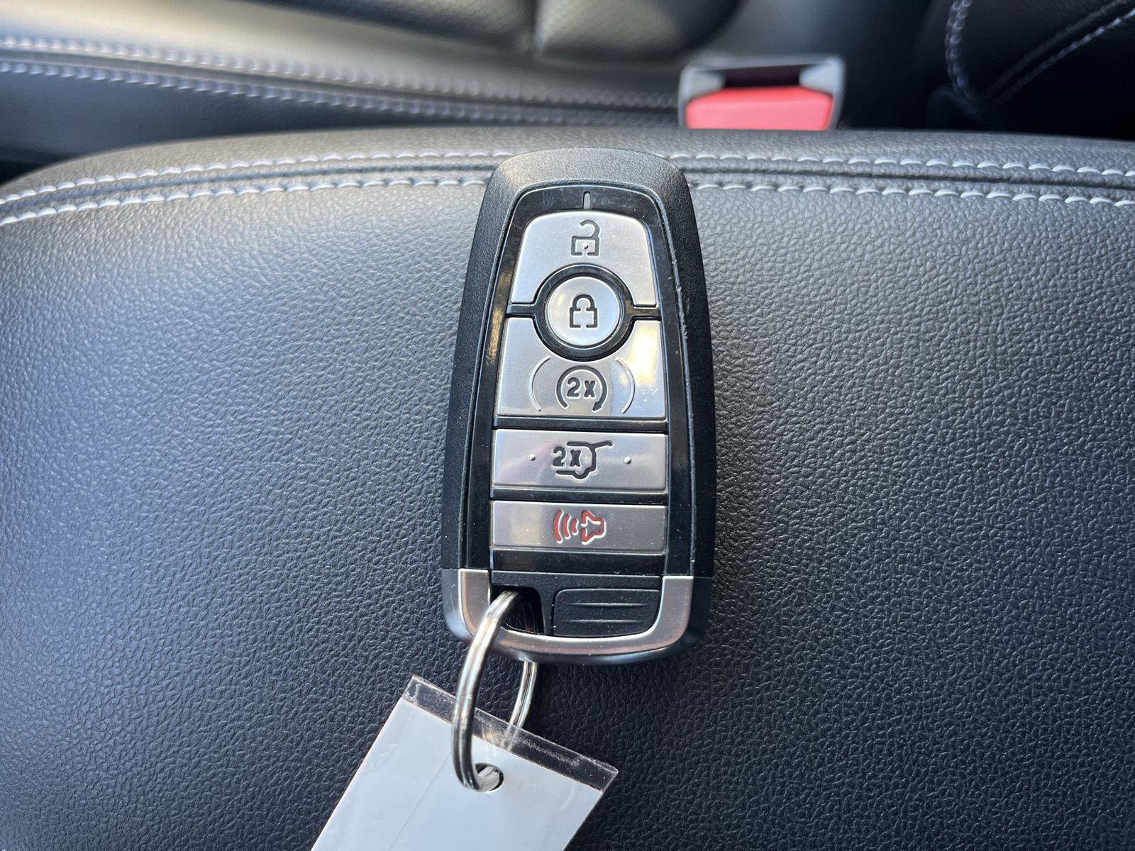 Used 2022 Ford Escape SEL w/ Technology Package image 37