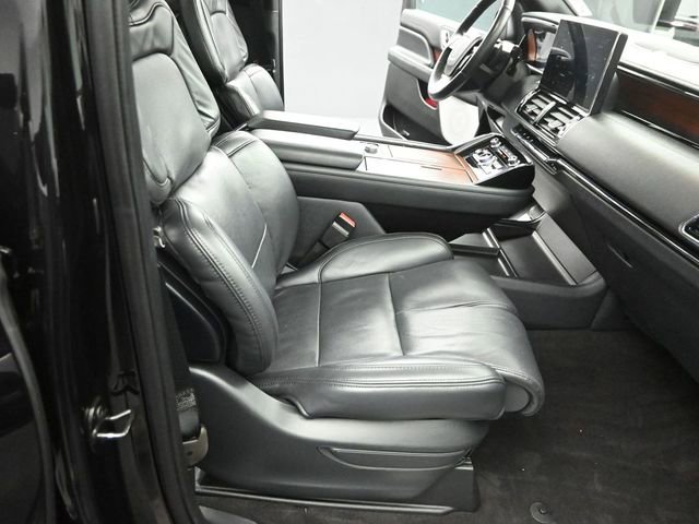 Certified 2022 Lincoln Navigator L Reserve image 29