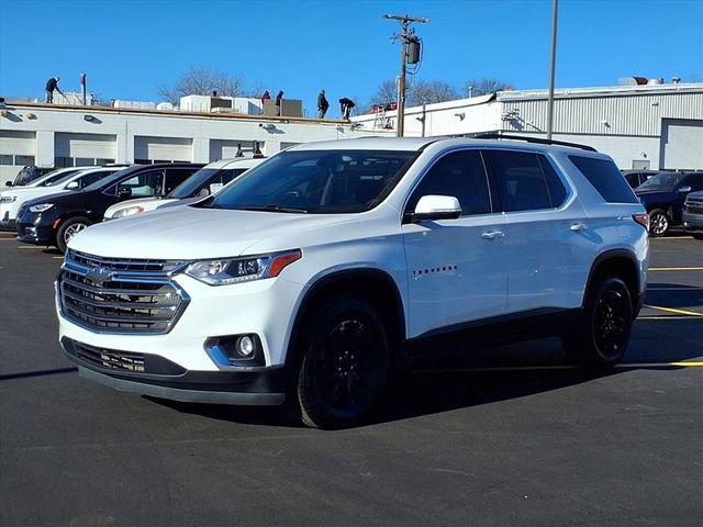 Certified 2020 Chevrolet Traverse LT image 1