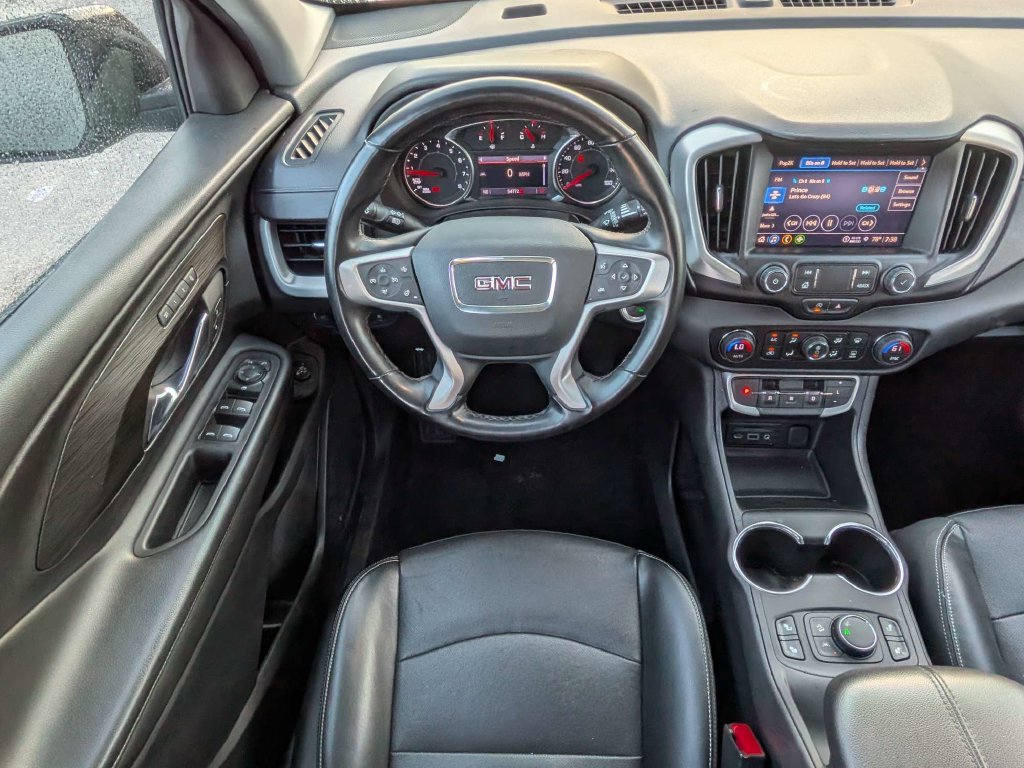 Used 2023 GMC Terrain SLT FWD image 16