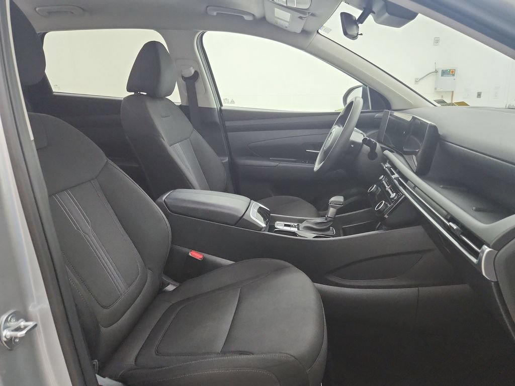 Used 2025 Hyundai Tucson SEL AWD/4WD image 35