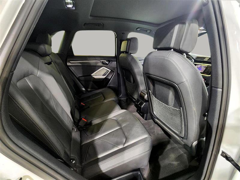 Used 2023 Audi Q3 2.0T Premium image 19