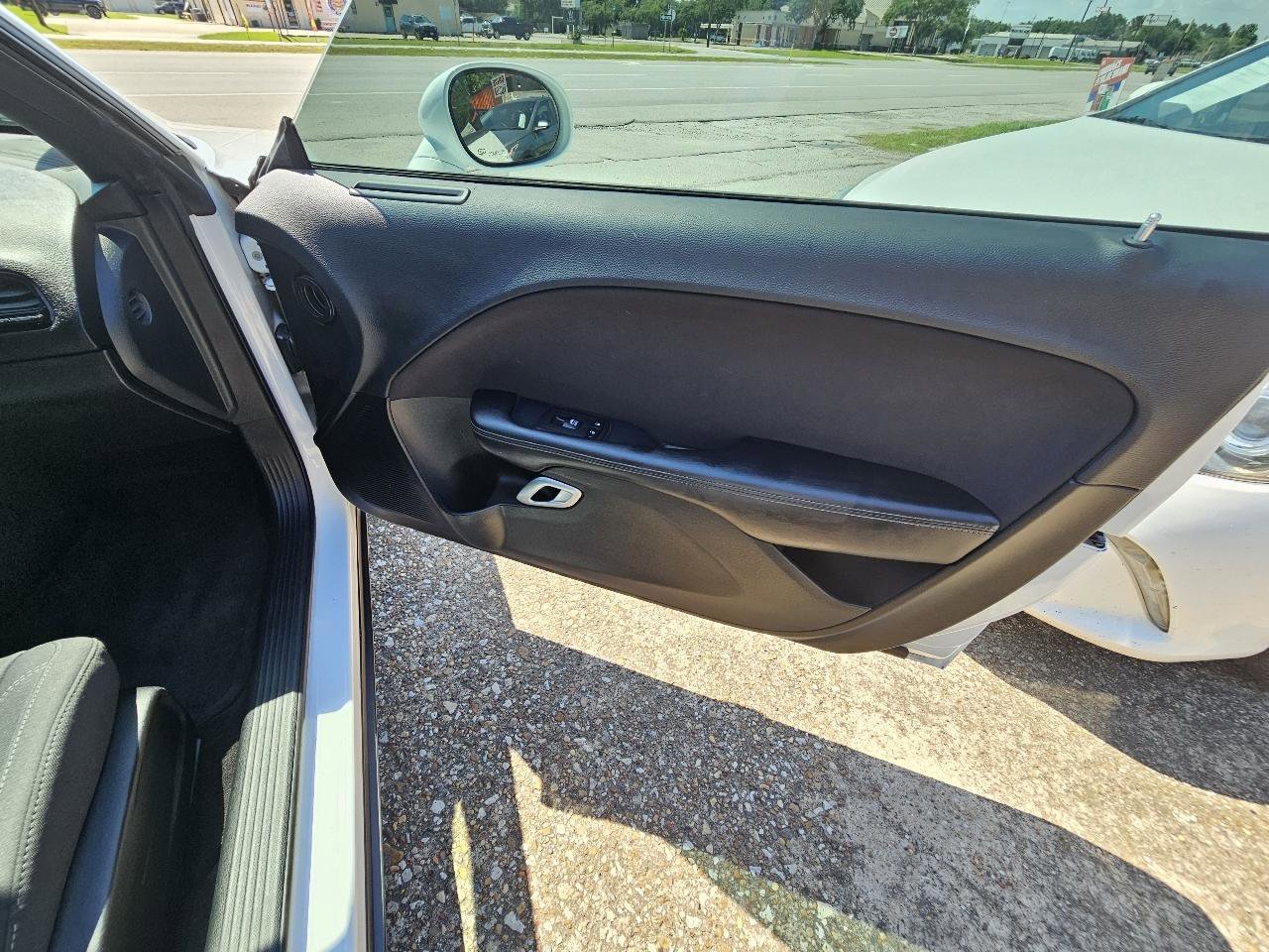 Used 2018 Dodge Challenger SXT RWD image 37