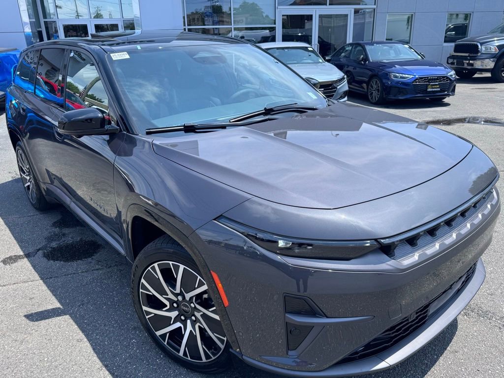 New 2025 Jeep Wagoneer S Limited image 1