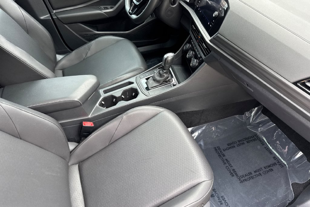Used 2020 Volkswagen Jetta SEL FWD image 16