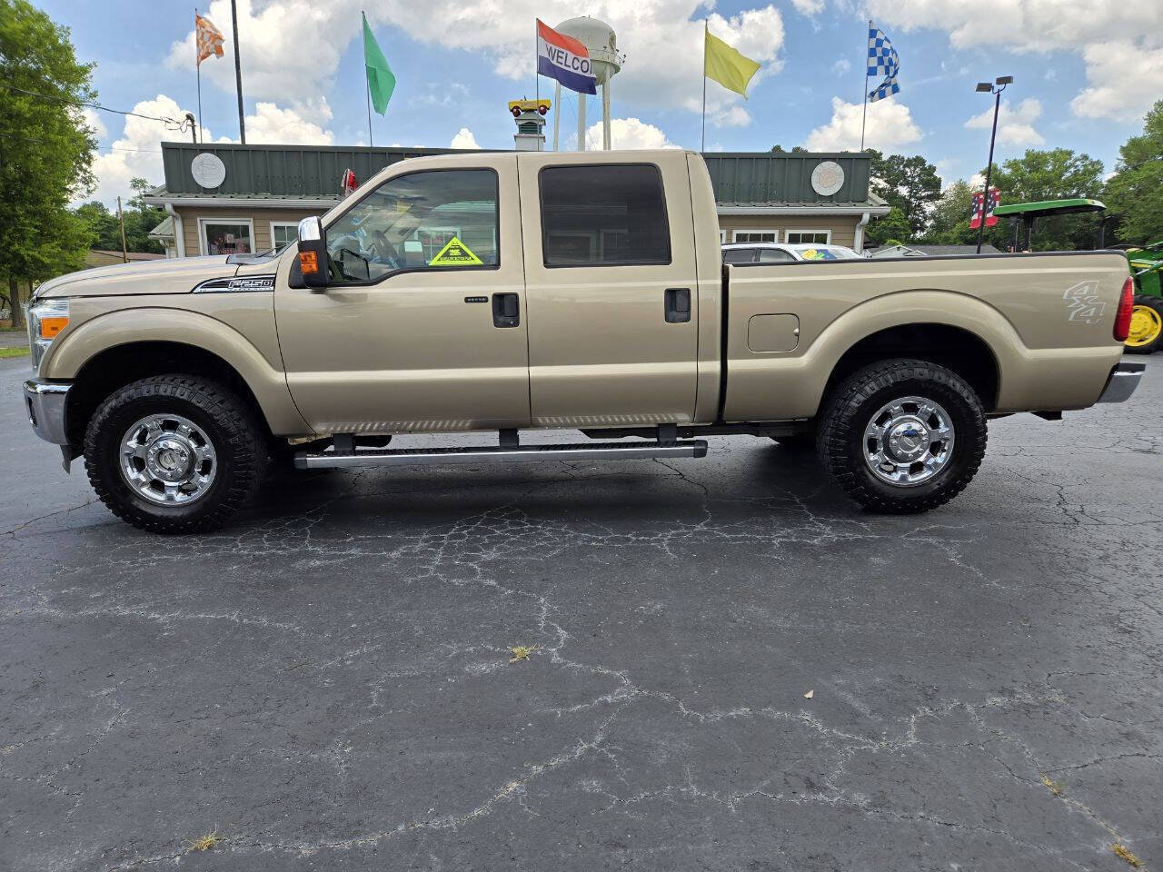 Used 2012 Ford F250 XLT w/ XLT Premium Pkg AWD/4WD image 3