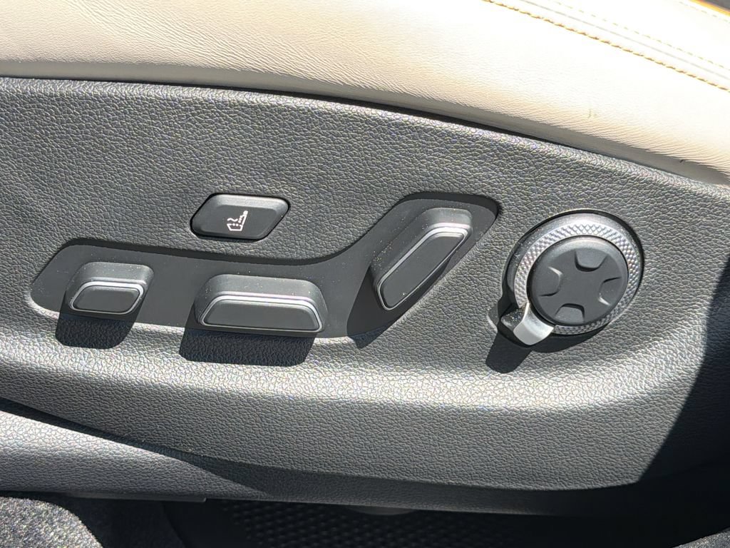 Certified 2026 Genesis GV70 3.5T Sport Prestige AWD/4WD image 20