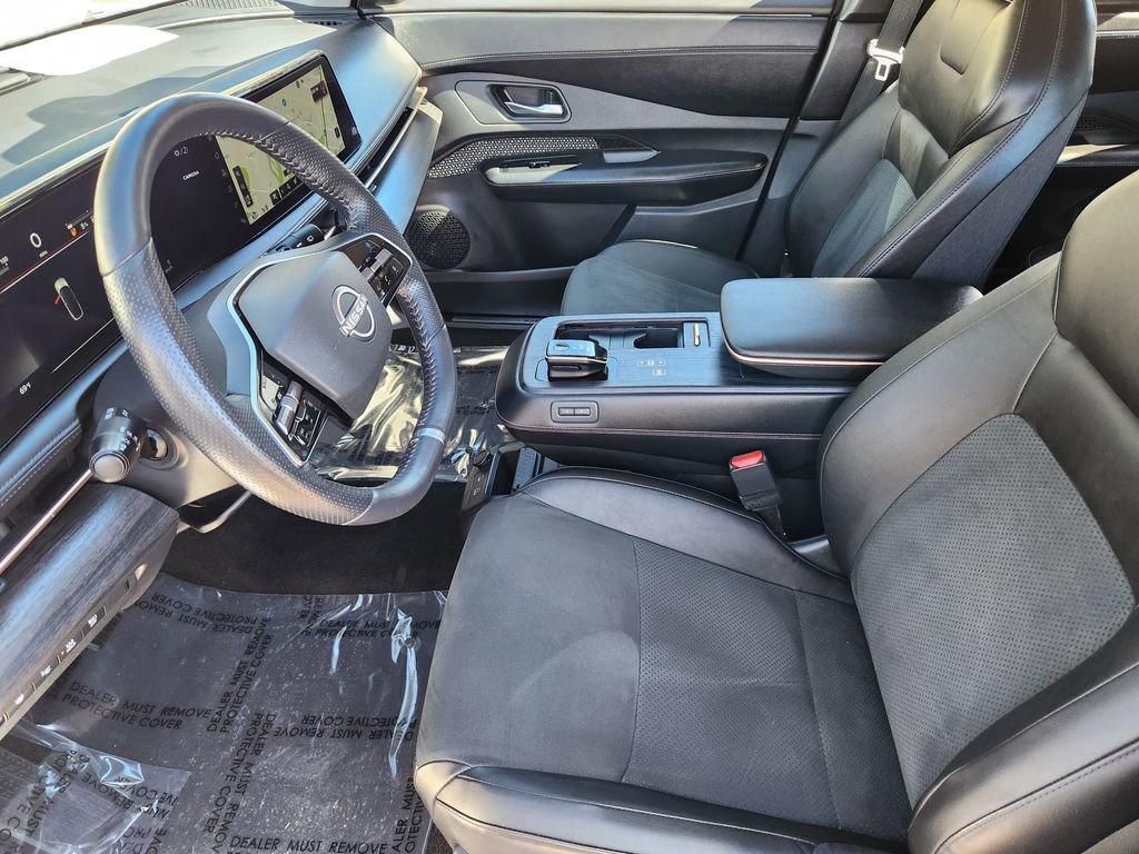 Used 2023 Nissan Ariya AWD image 10