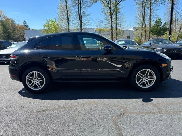 Used 2019 Porsche Macan AWD/4WD image 2
