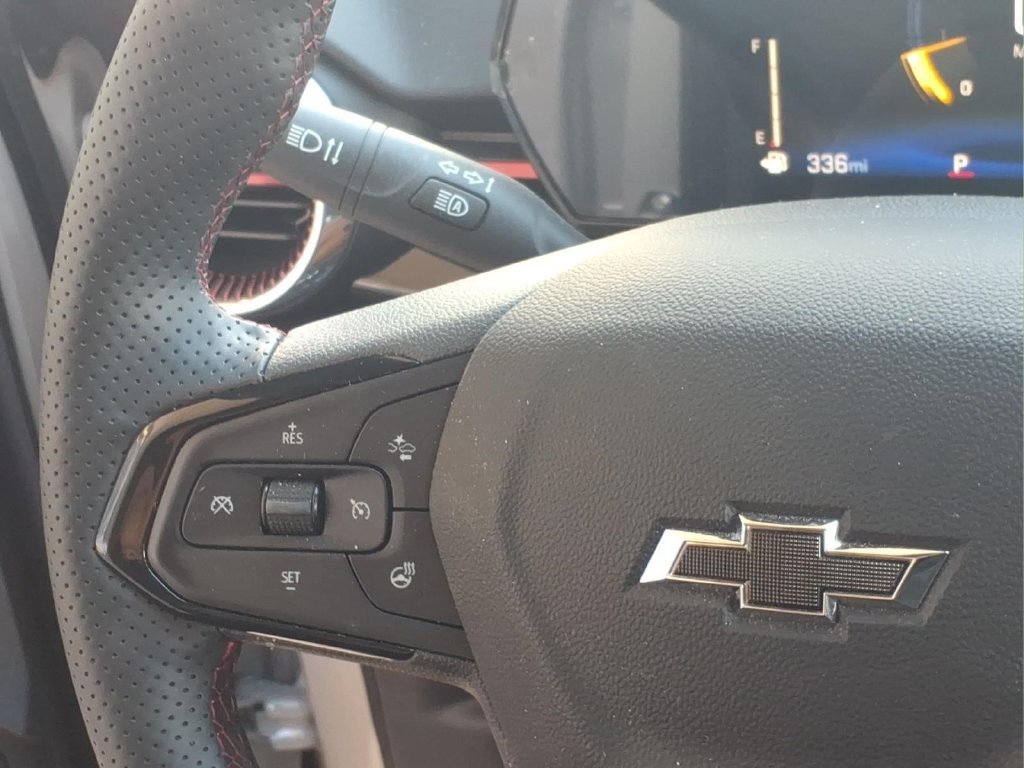 Used 2026 Chevrolet Trax RS w/ Driver Confidence Package FWD image 20