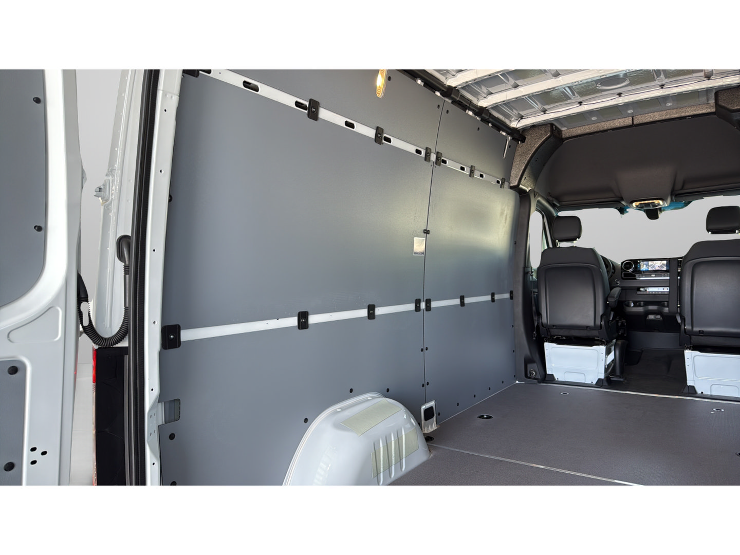 New 2026 Mercedes-Benz Sprinter 2500 image 9
