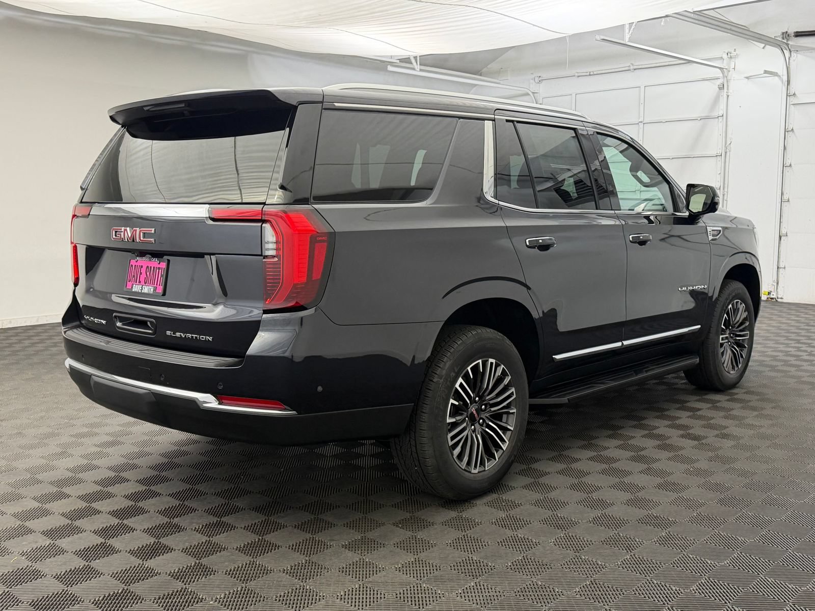 New 2026 GMC Yukon Elevation AWD/4WD image 8