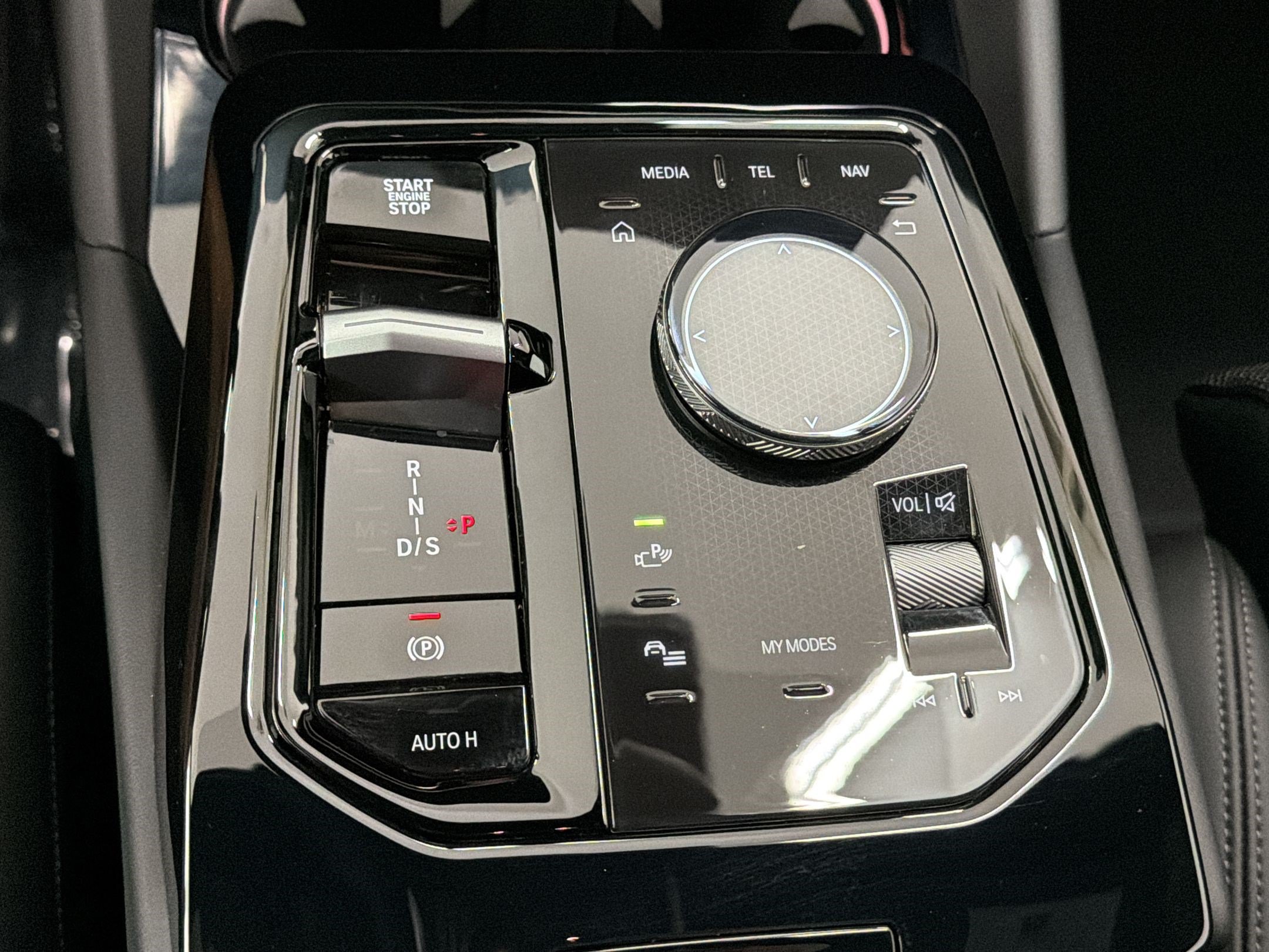Certified 2026 BMW 530i RWD image 15