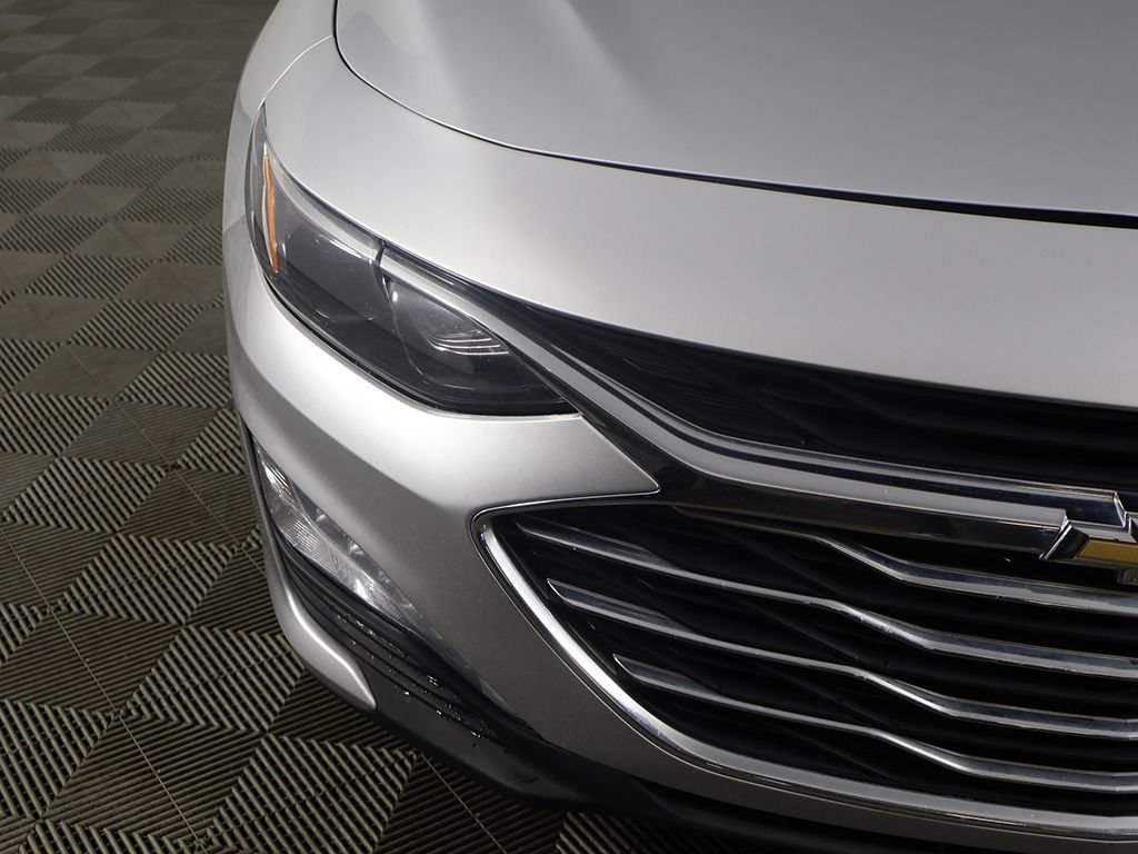 Used 2021 Chevrolet Malibu LT FWD image 10