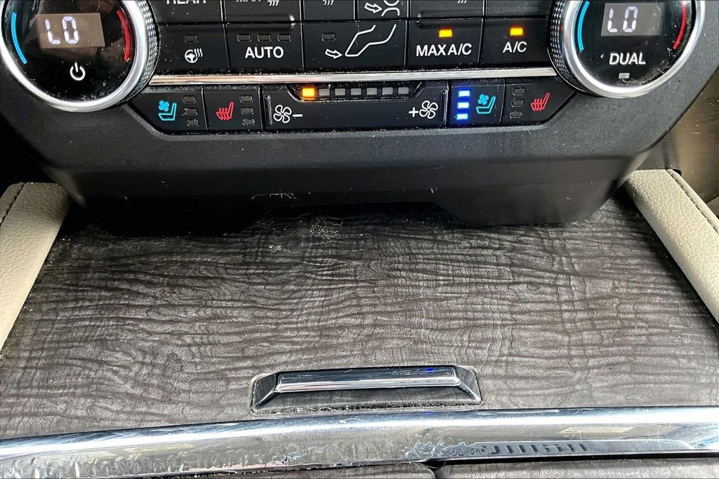 Used 2020 Ford Expedition Max Limited w/ Equipment Group 301A RWD image 32