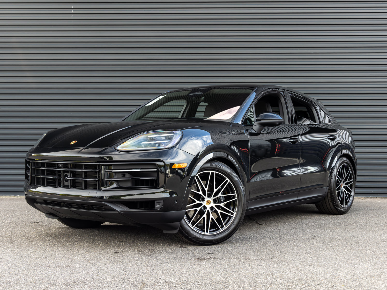 New 2026 Porsche Cayenne Coupe AWD/4WD image 1