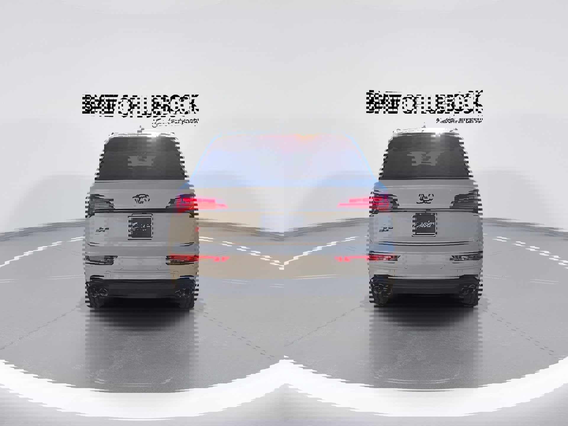 Used 2024 Audi SQ5 Prestige image 8