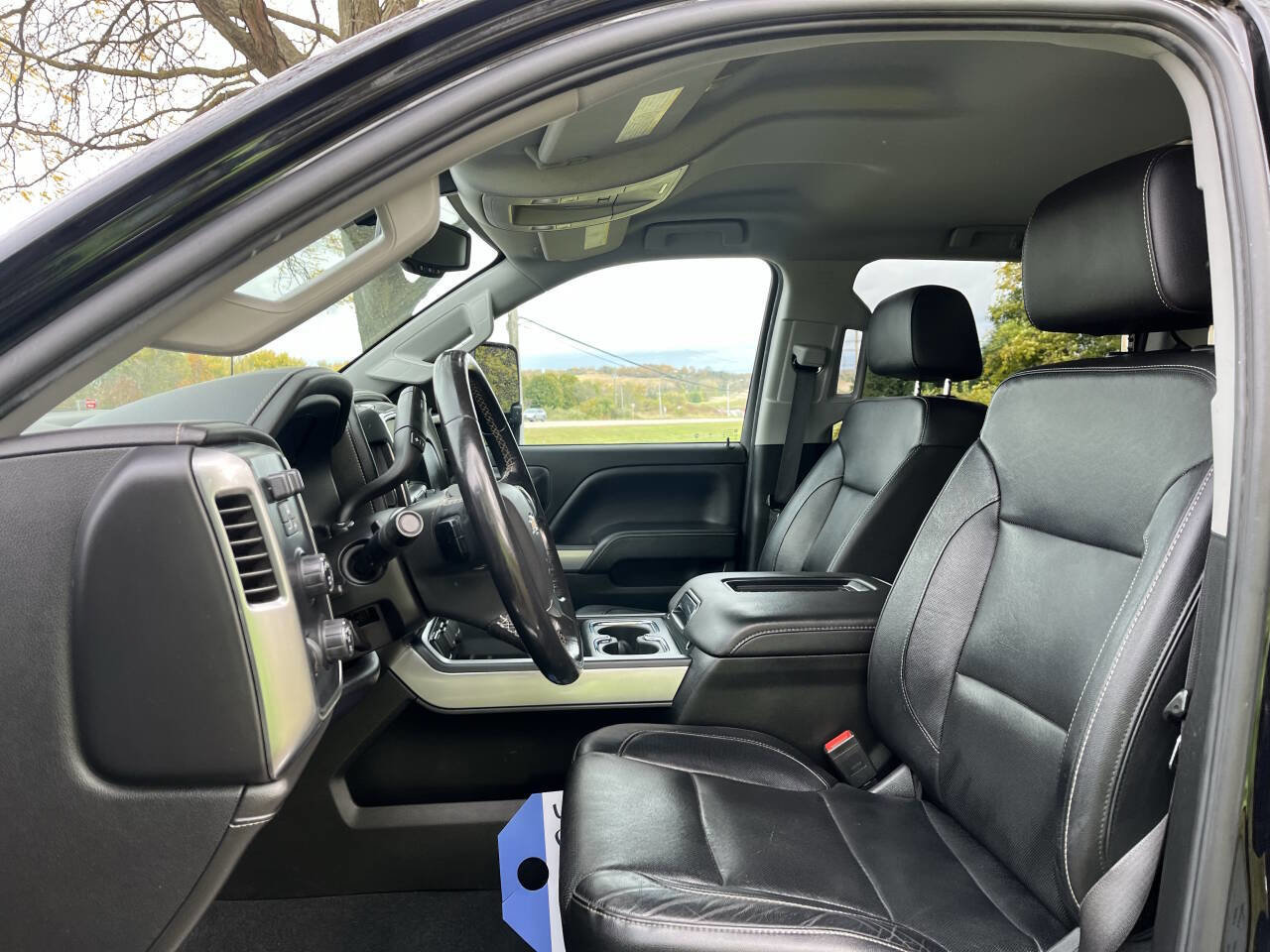 Used 2019 Chevrolet Silverado 2500 LTZ image 29
