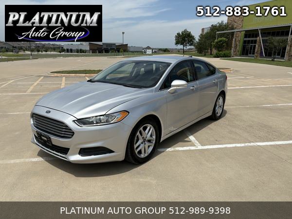 Used 2015 Ford Fusion SE FWD image 1