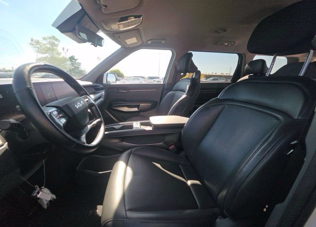 Certified 2024 Kia EV9 Light Long Range RWD image 8