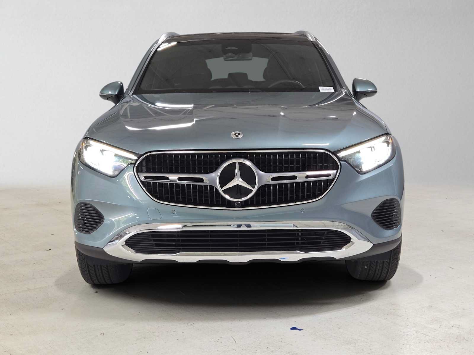 Used 2026 Mercedes-Benz GLC 300 4MATIC image 8