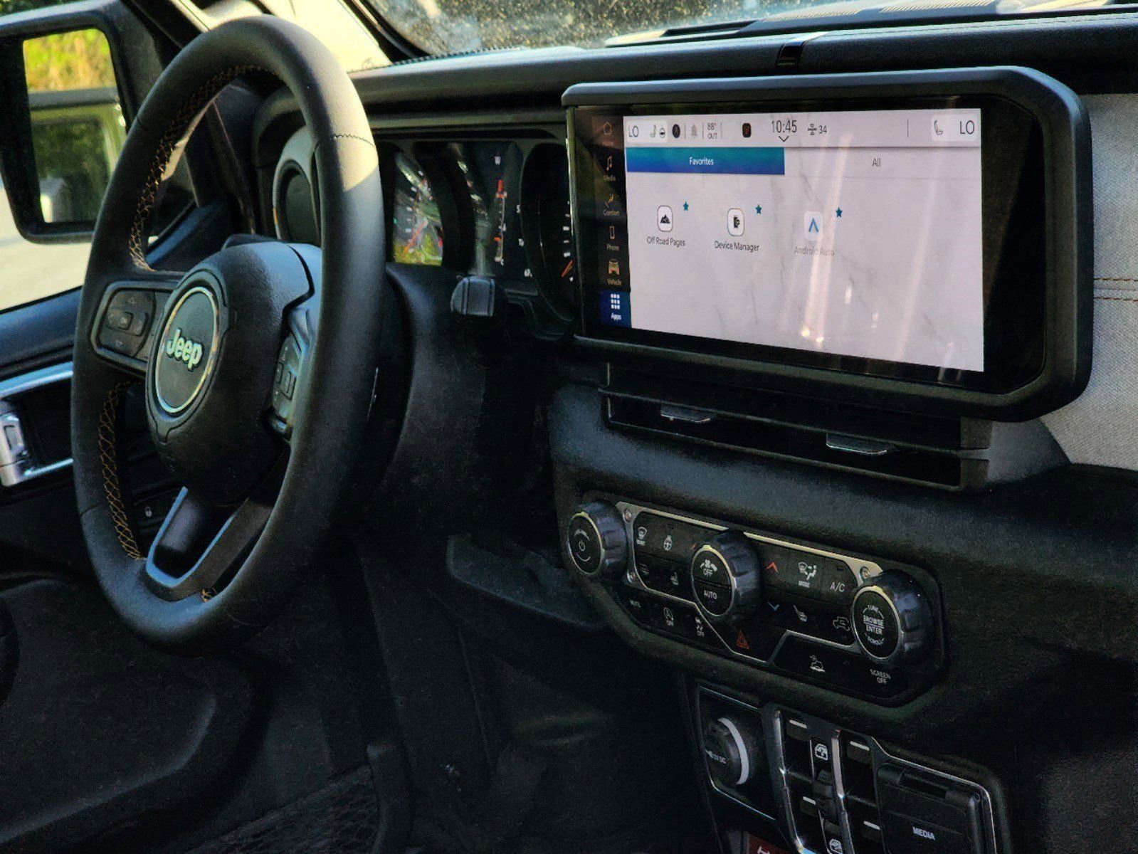 Used 2024 Jeep Wrangler Unlimited Sport image 7