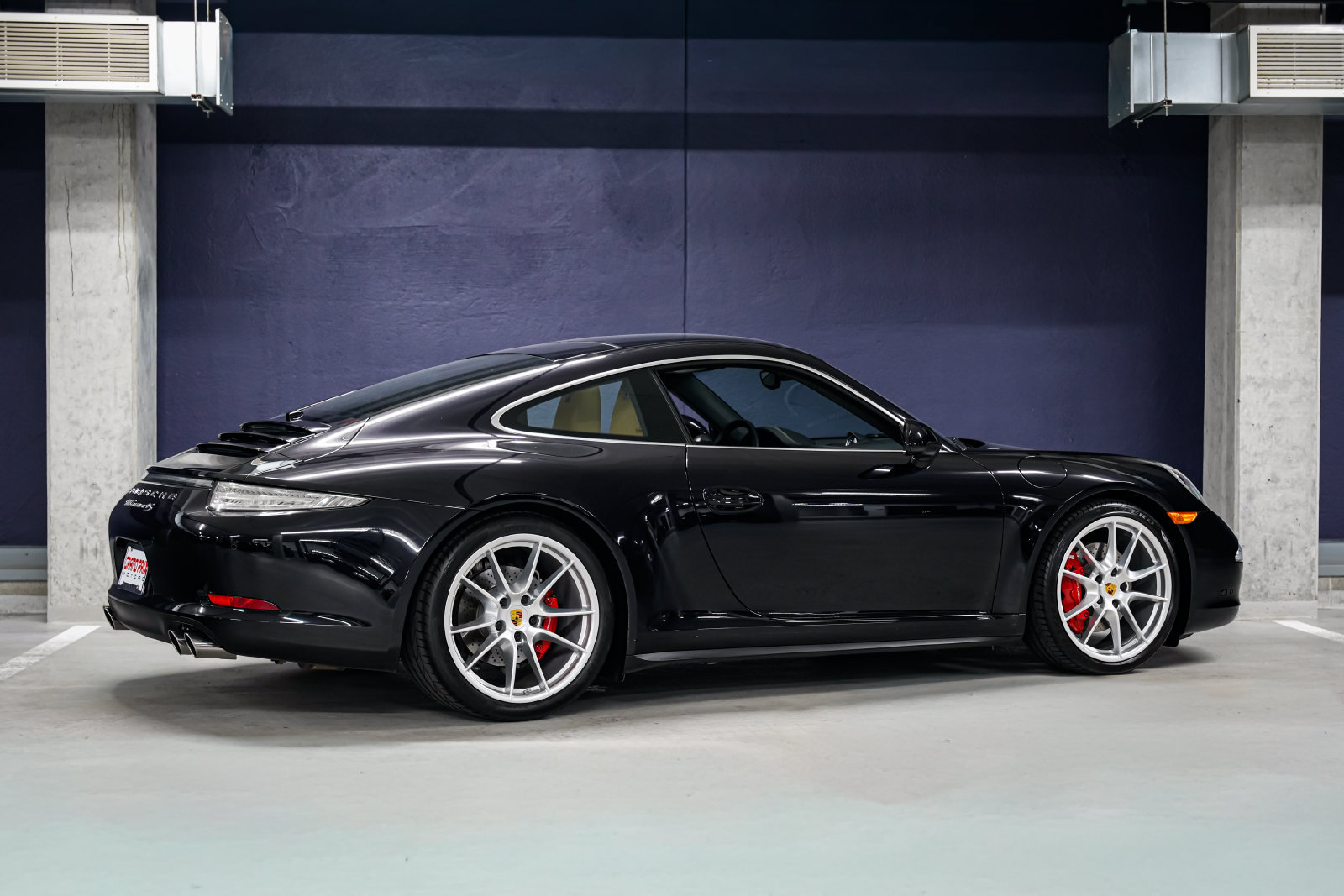Used 2015 Porsche 911 Carrera 4S AWD/4WD image 3
