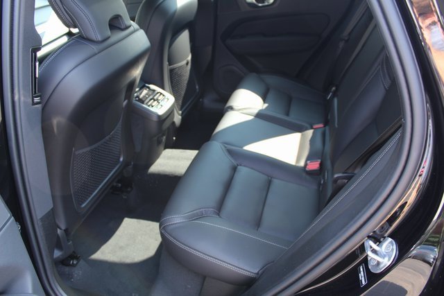 New 2026 Volvo XC60 B5 Ultra w/ Protection Package Premier image 14