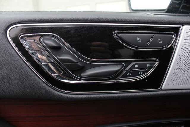 Certified 2023 Lincoln Navigator L Reserve image 3