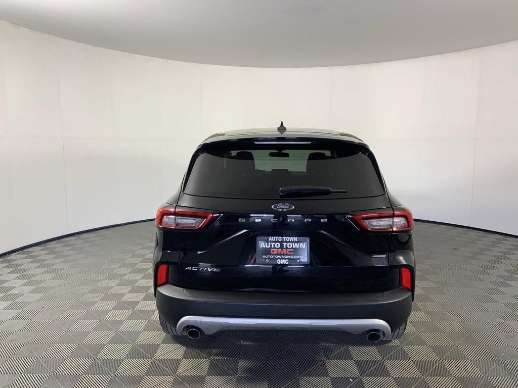 Used 2023 Ford Escape Active image 8