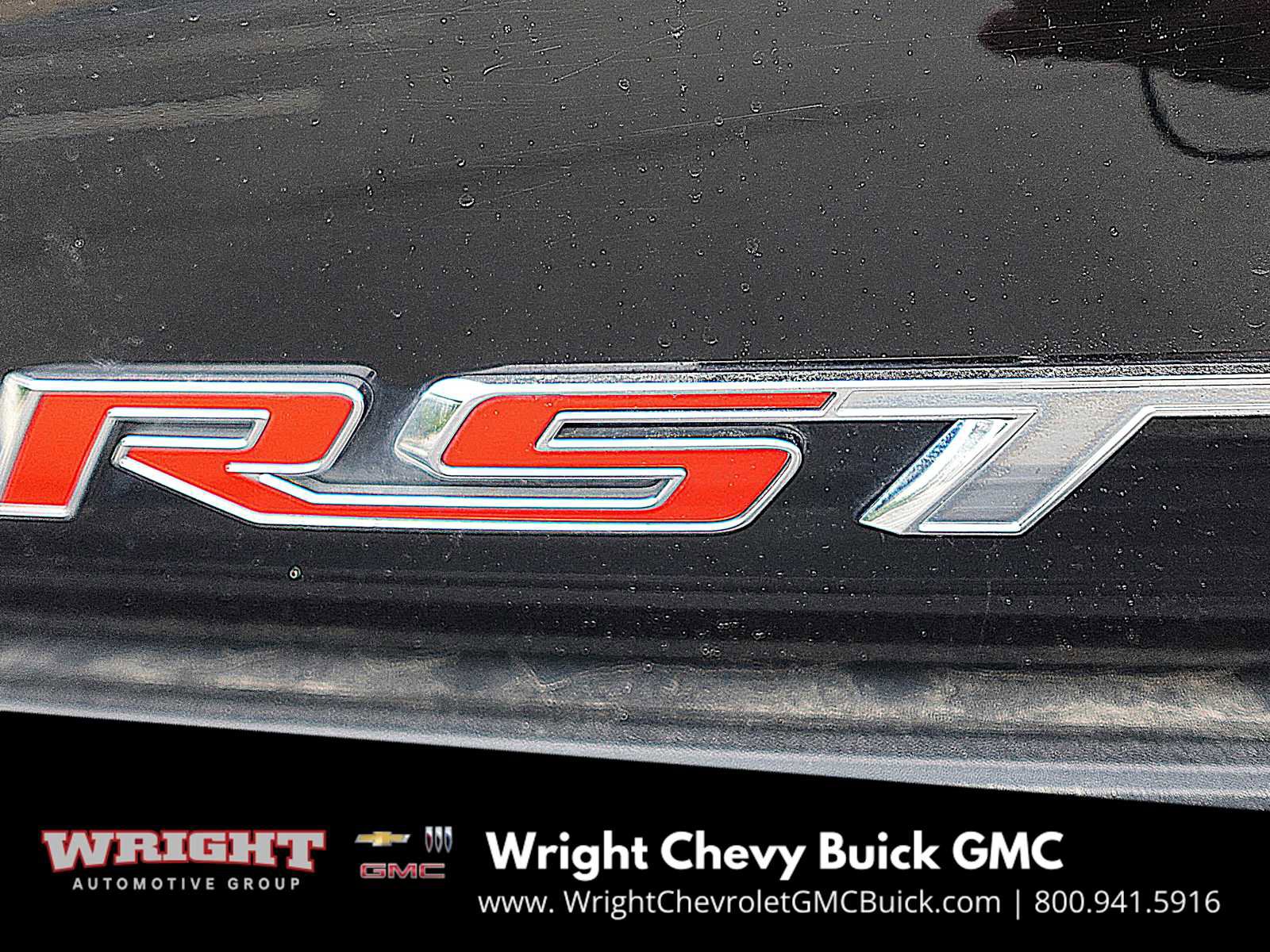 Used 2022 Chevrolet Suburban RST w/ Sport Performance Package image 10